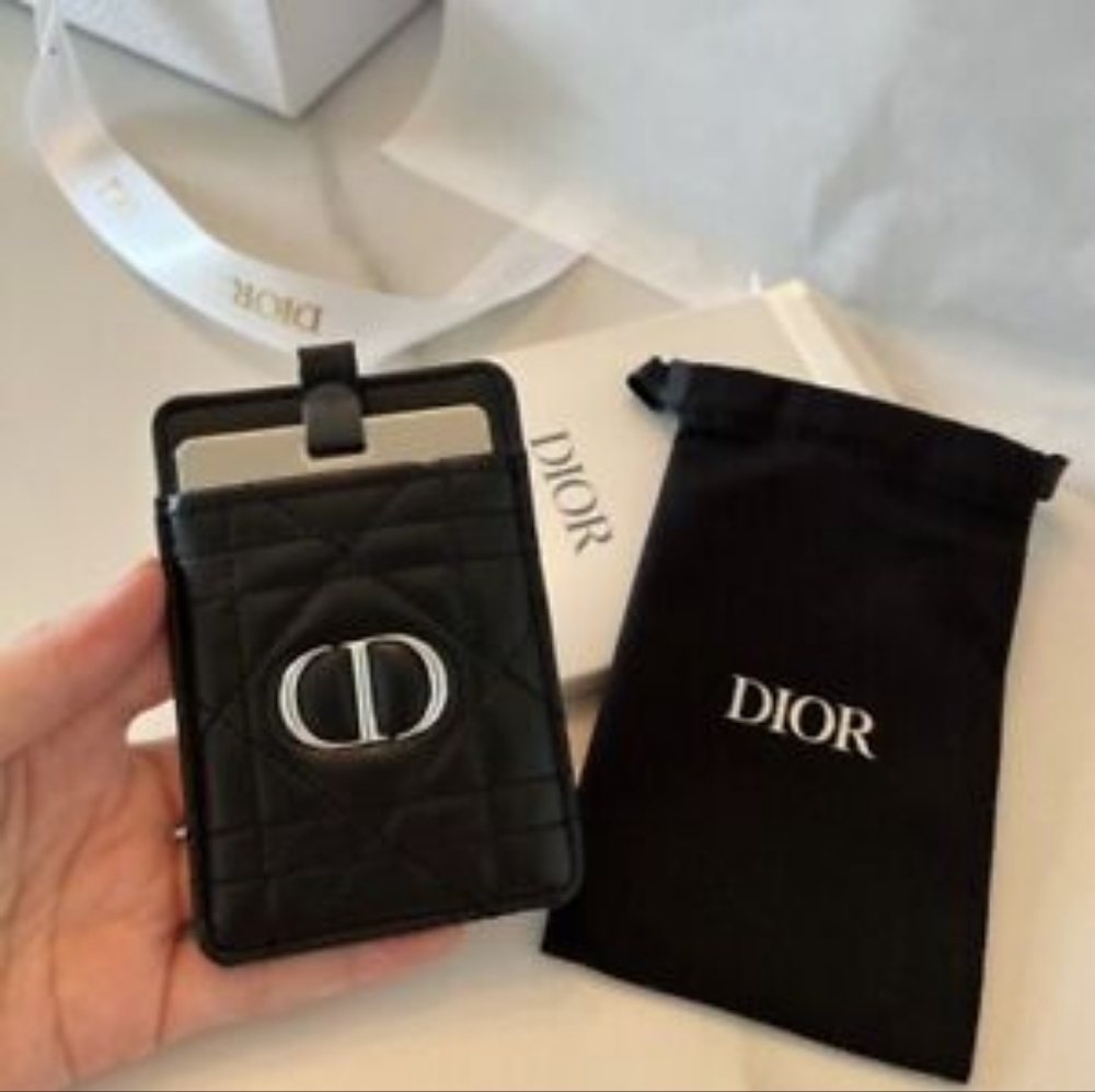 NEW AUTH CD DIOR PHONE CARD HOLDER🎁🎄 - Picture 5 of 5